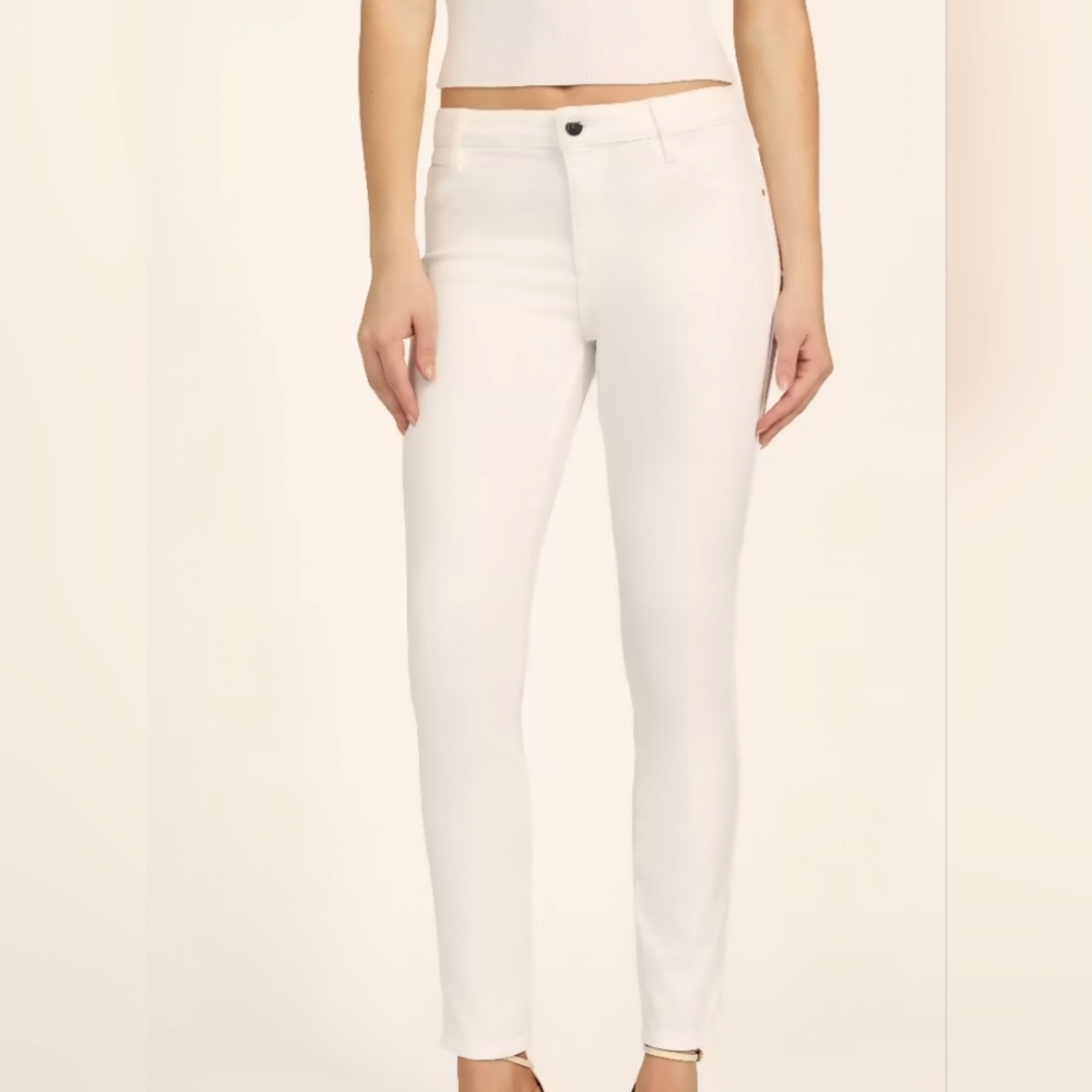 Guess Sexy Curve Mid Rise White Jeans